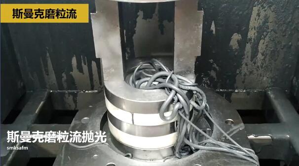 磨粒流對航空3D打印件拋光，切開看效果！