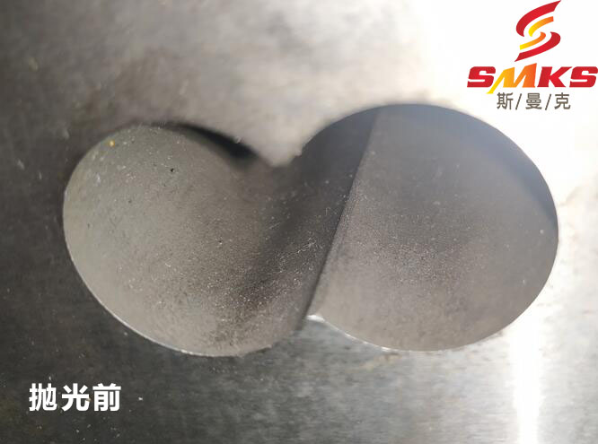 把銹跡斑斑的異形孔拋光成鏡面狀態(tài)！