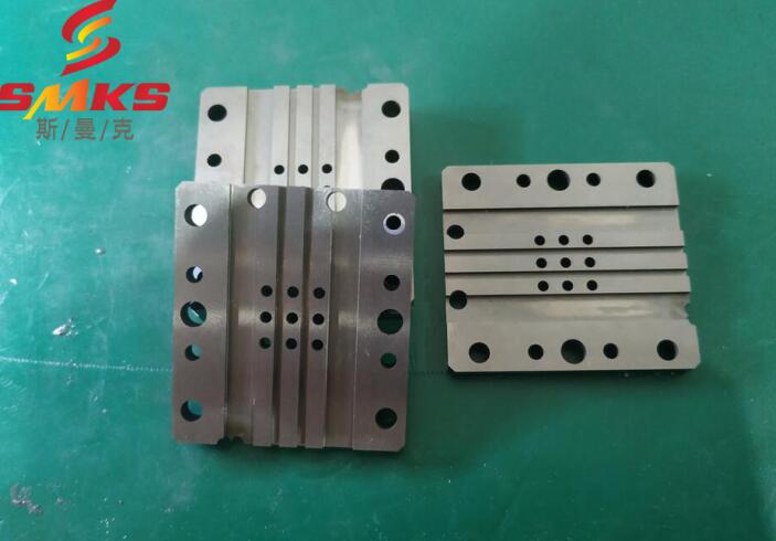 1個(gè)模具9個(gè)孔，流體拋光機(jī)5分鐘強(qiáng)力研磨拋光